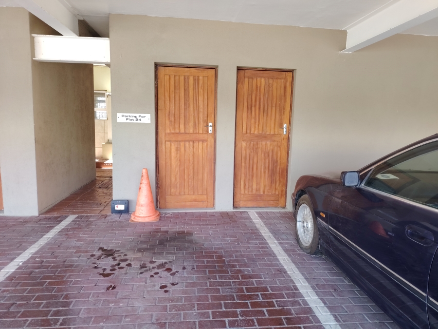 0 Bedroom Property for Sale in Whispering Pines Western Cape